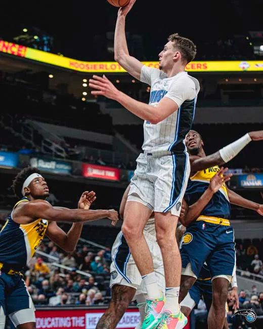 奥斯梅恩的 奥斯梅恩的