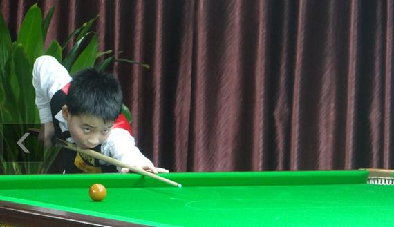 了皇马的中 了皇马的中